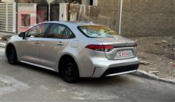 تۆیۆتا کۆرۆلا